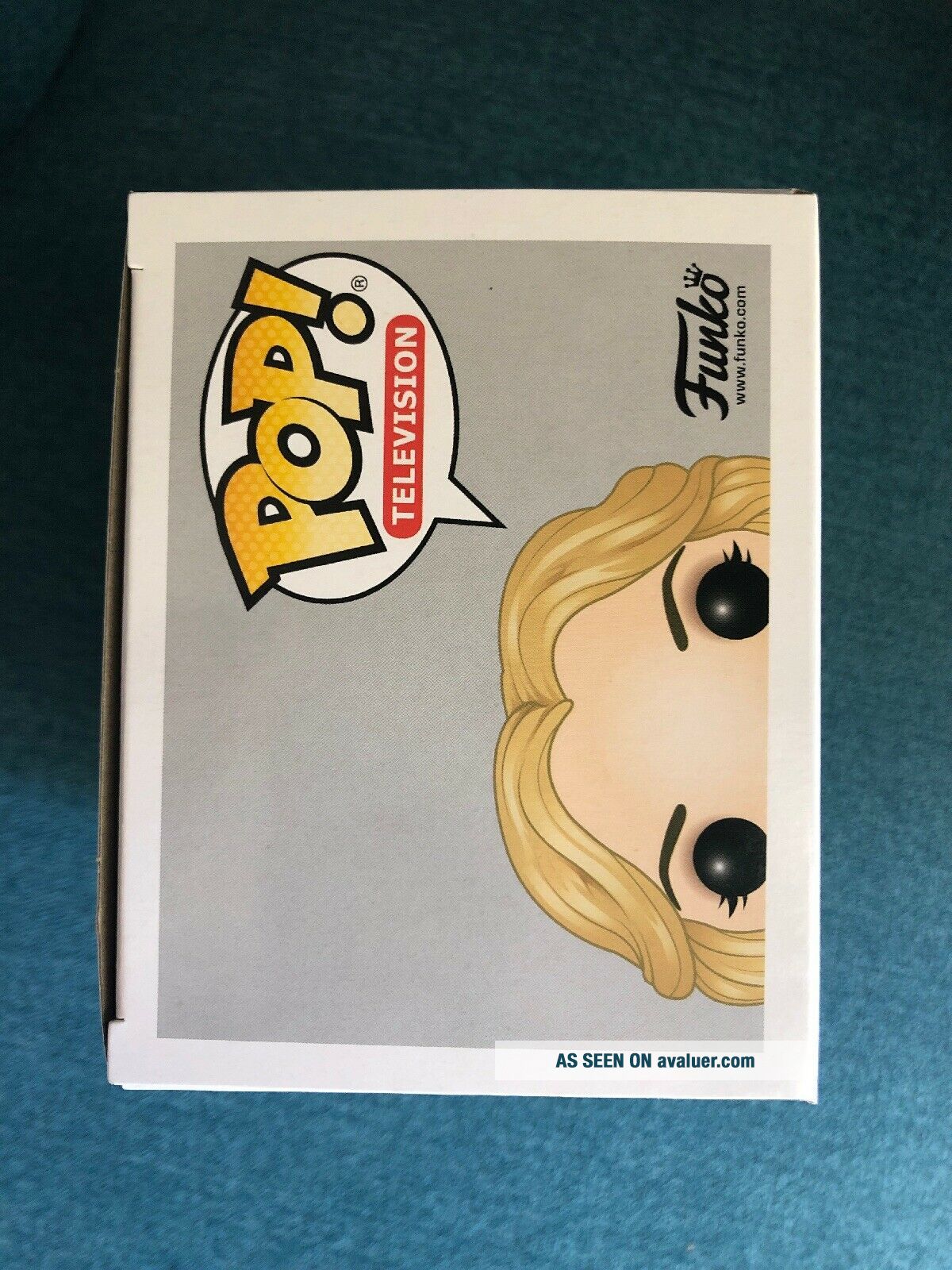 FUNKO POP 2019 SDCC PENNY AS WONDER WOMAN BIG BANG THEORY IN HAND ...