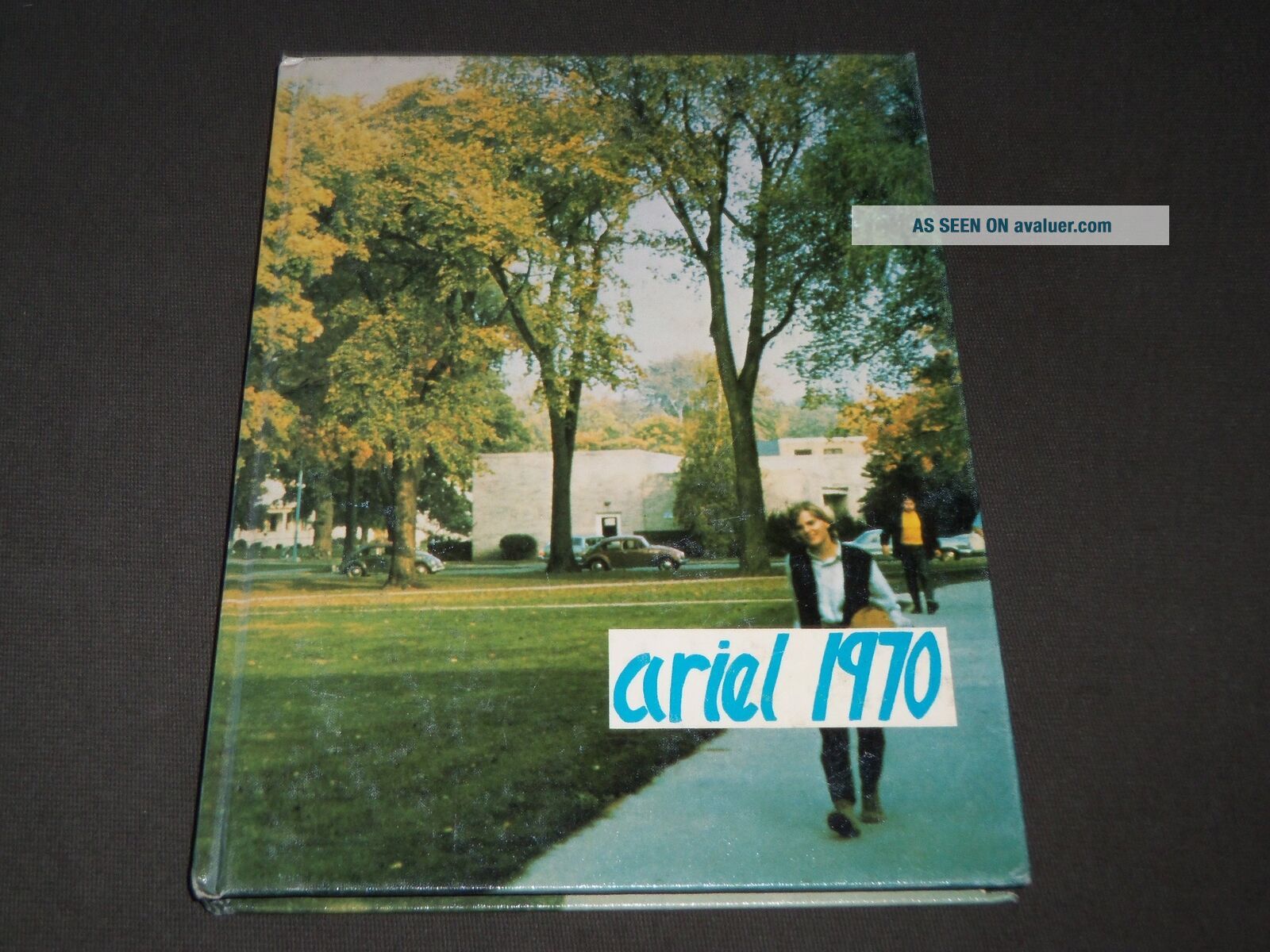1970 ARIEL LAWRENCE UNIVERSITY YEARBOOK - APPLETON, WISCONSIN - YB 1372
