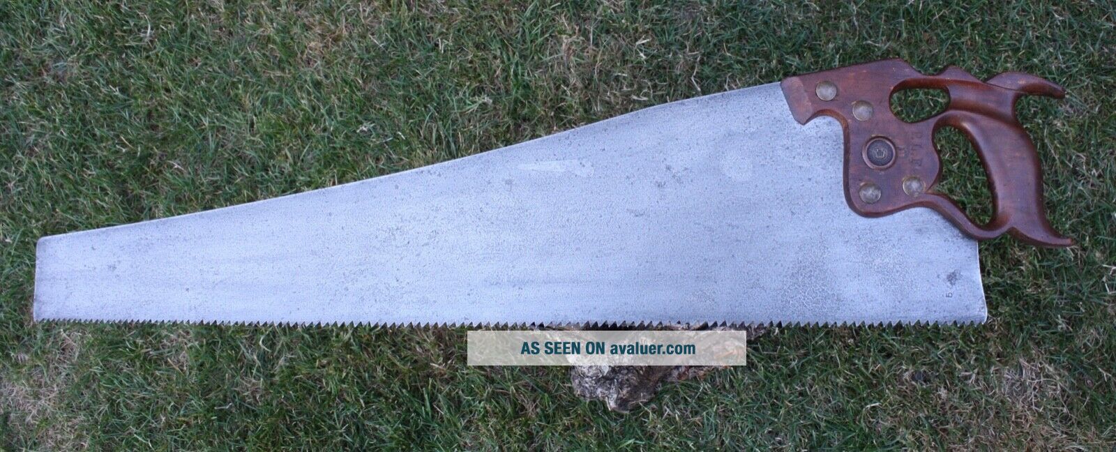 Vintage Disston & Sons D8 Rip, Thumbhole Hand Saw, 28 