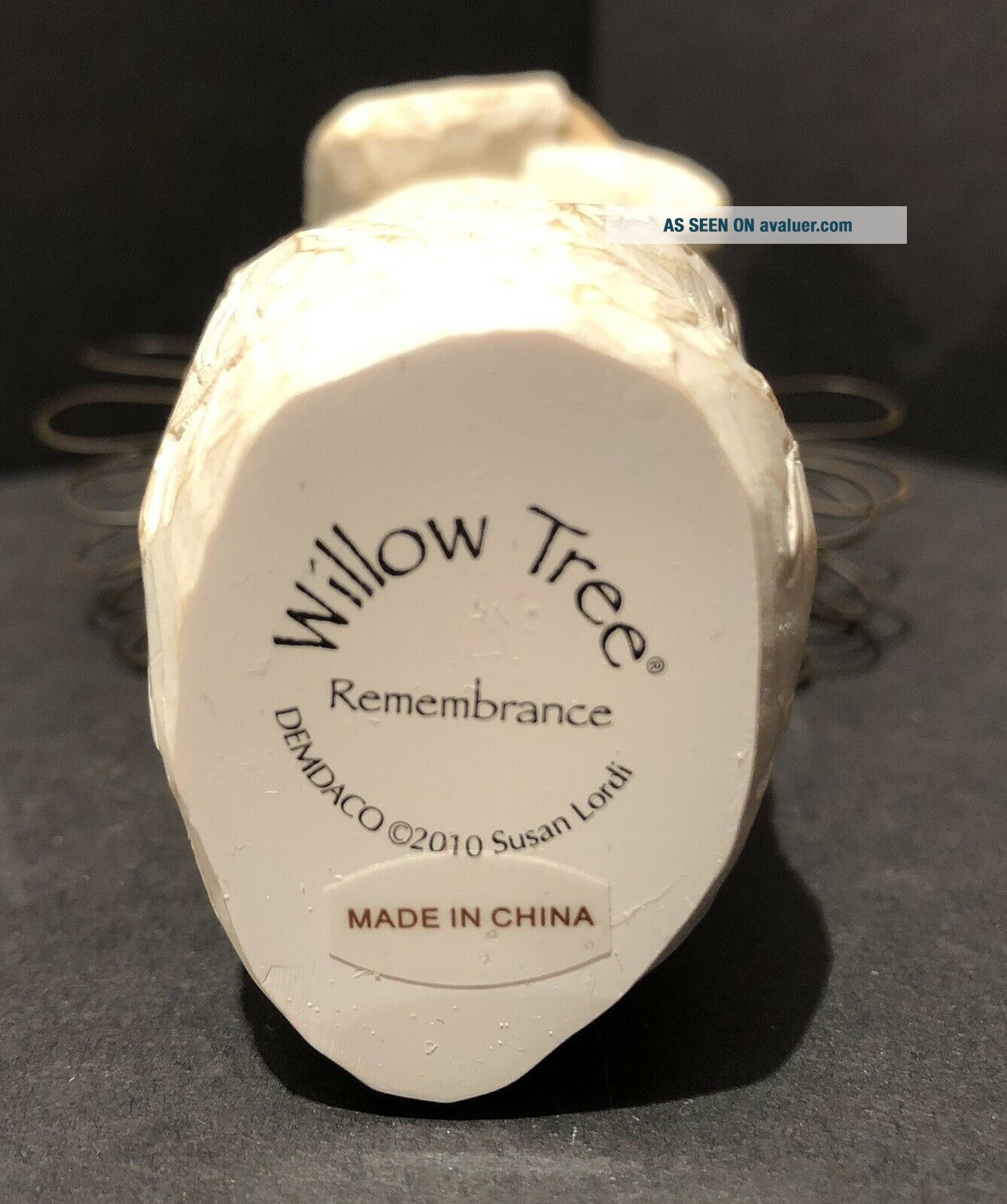 Angel Of Remembrance Willow Tree Figurine By Susan Lordi Demdaco