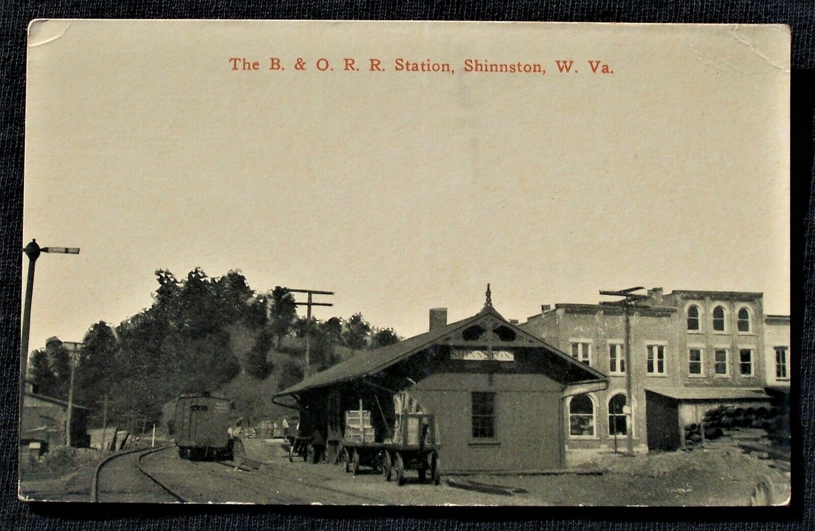 WV Shinnston B.  & O.  R.  R.  Station Harrison County Vintage Postcard