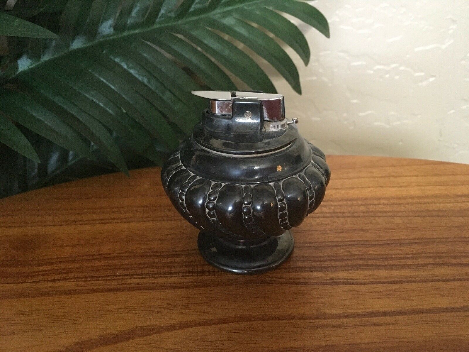 Vintage Ronson Ornate Silver Metal Tabletop Cigarette Lighter | #18394250