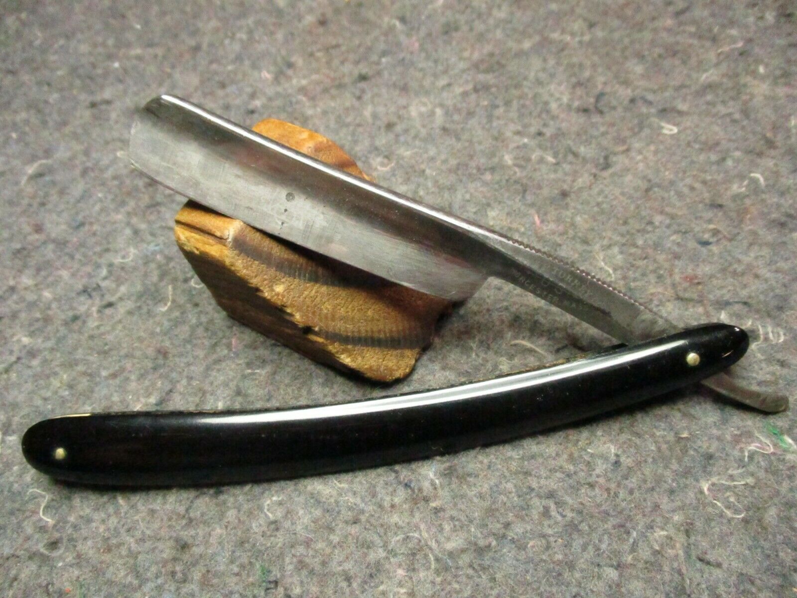 Jr Torrey Razor VINTAGE STRAIGHT RAZOR/THE J. R. TORREY CO. WORCESTER, MASS. U. S ...