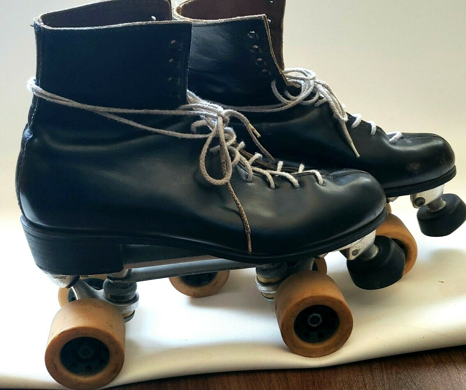 Vintage Riedell 220 femme taille 7 + plaques Sure Grip Century + roues