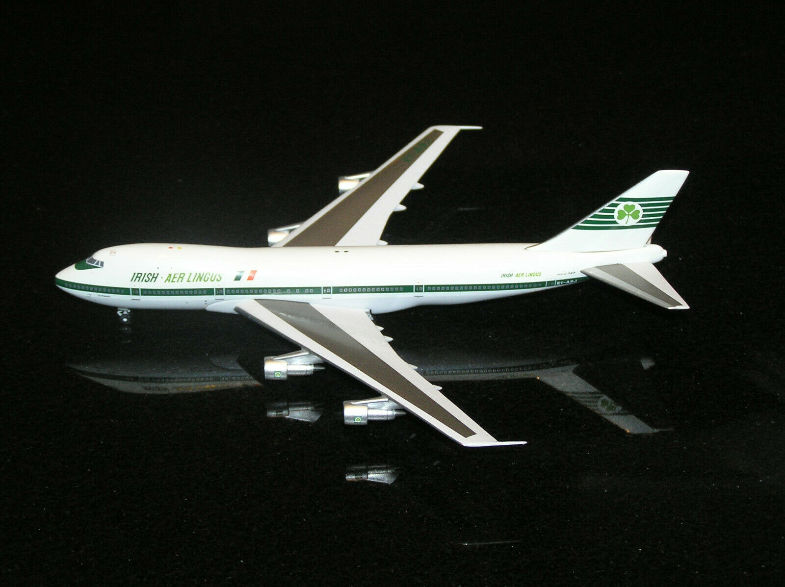 Aeroclassics Aer Lingus 747 In Delivery Scheme Very Rare 1/400 Scale ...