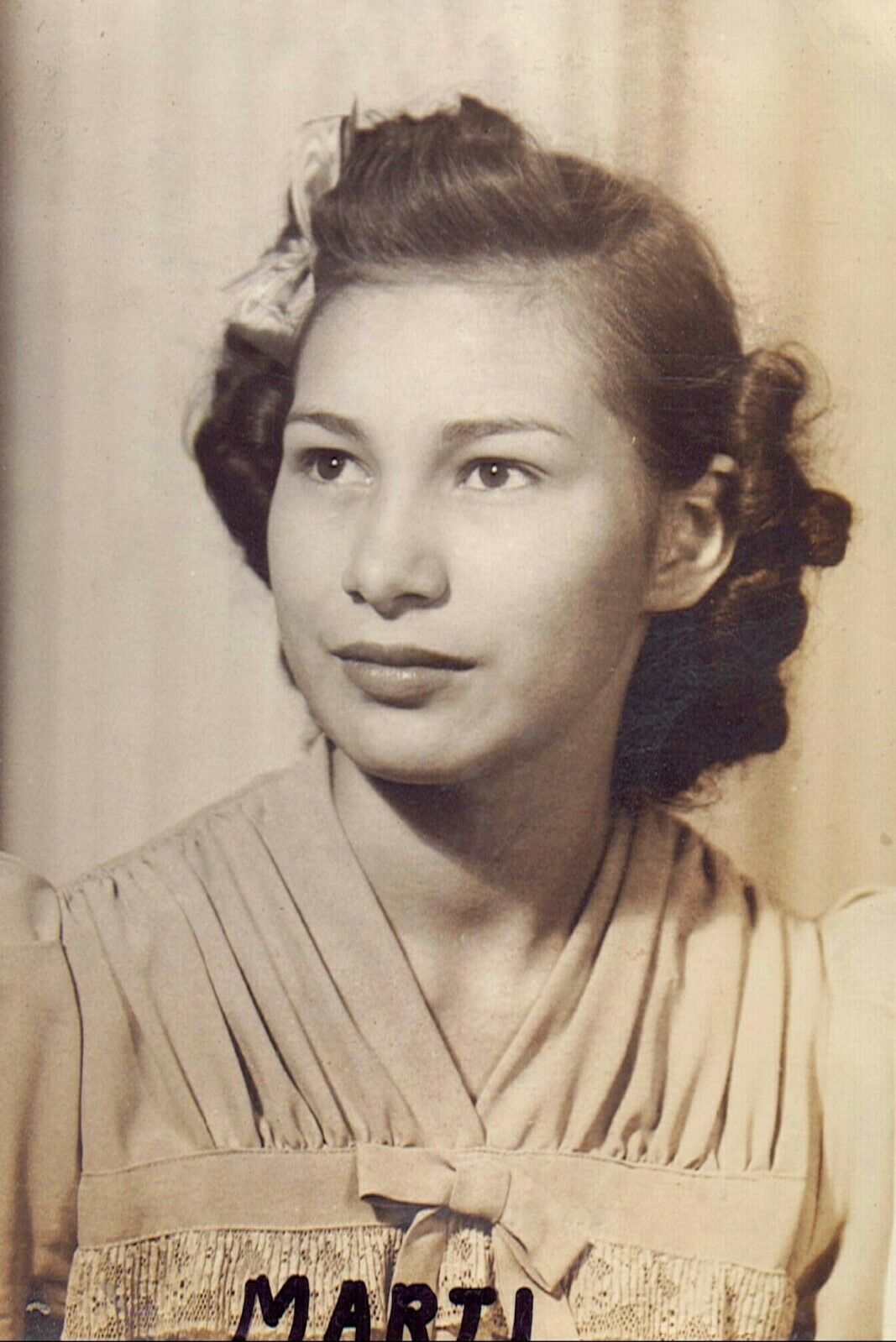 Vintage Old 1942 Photo of a Pretty Mexican American Girl named Marti Visalia CA